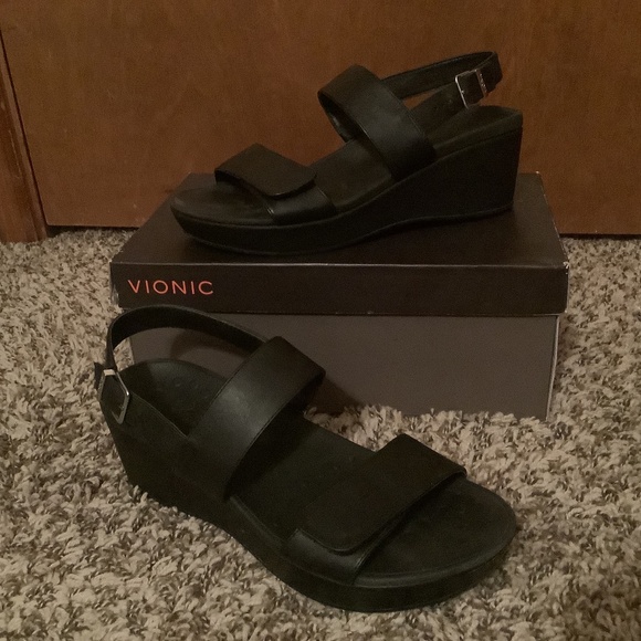 Vionic Atlantic Lovell - Picture 1 of 2